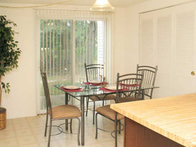 Cedar Village Apartments — Dining room